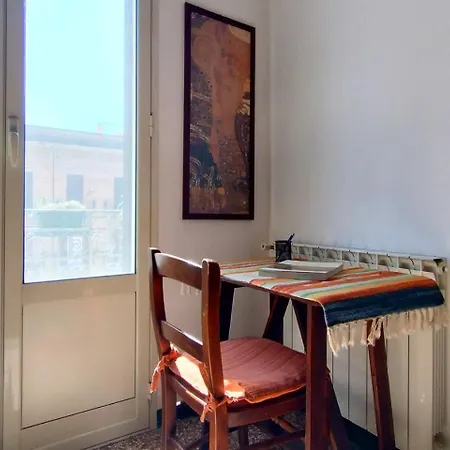 招待所 Olivuzza 4*